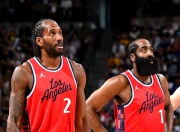 包含欧联杯半决赛对决在即！洛杉矶快船演练定位球，北京首钢密集防守应对的词条